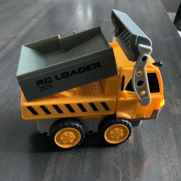 Rokenbok RC Front Loader/Dump Truck 04217 - Picture 10 of 15
